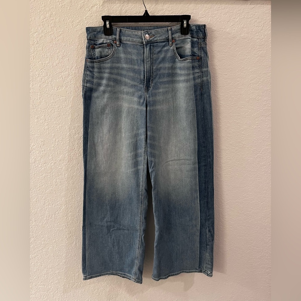 American Eagle Outfitters Two Tone Wide Leg jeans
